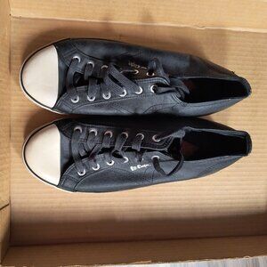 Lee Cooper Black & White Leather Sneakers-Size 9